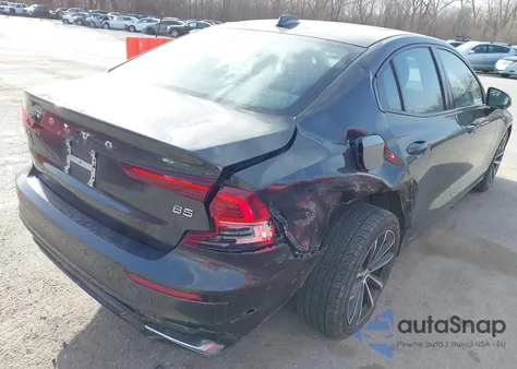 2022 Volvo S60 B5 Inscription/B5 Momentum from USA, damaged, VIN 7JRL12FZXNG192068